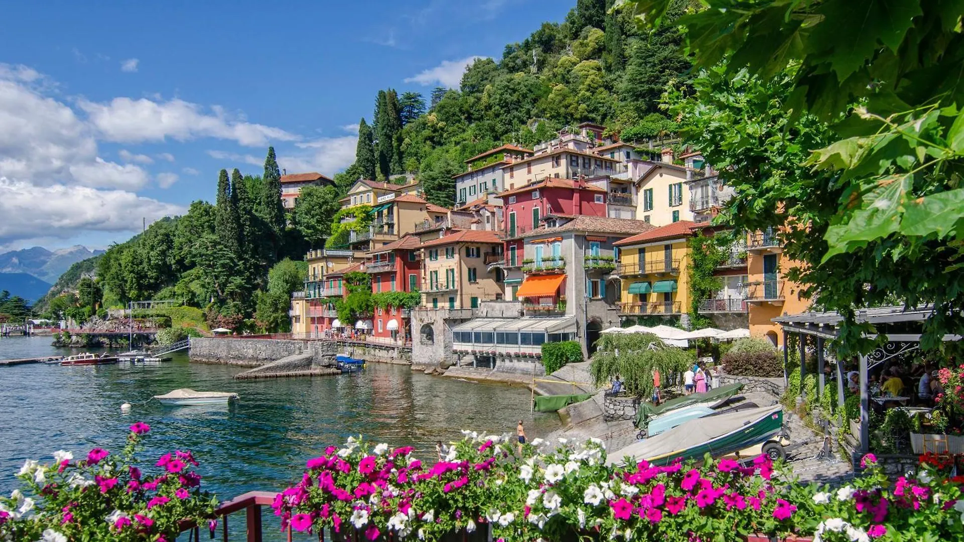 Bellavista Garden And Flowers Varenna Apartment